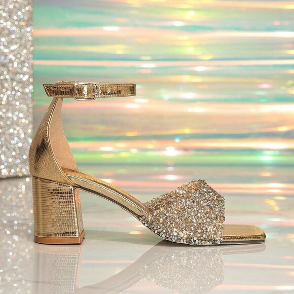 Gold Elegant Women display picture 1